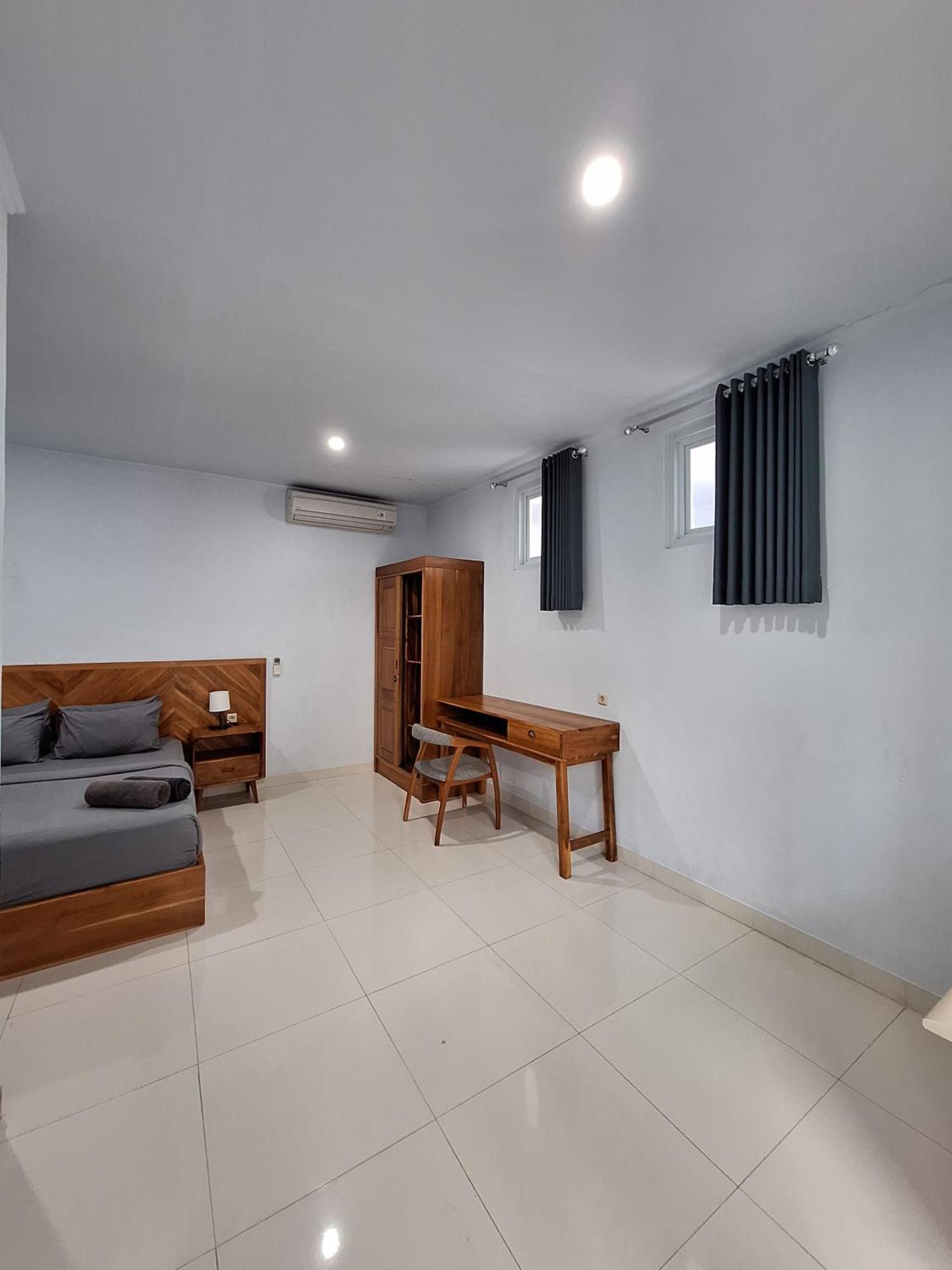 Bonewood Guesthouse Canggu  Exterior photo